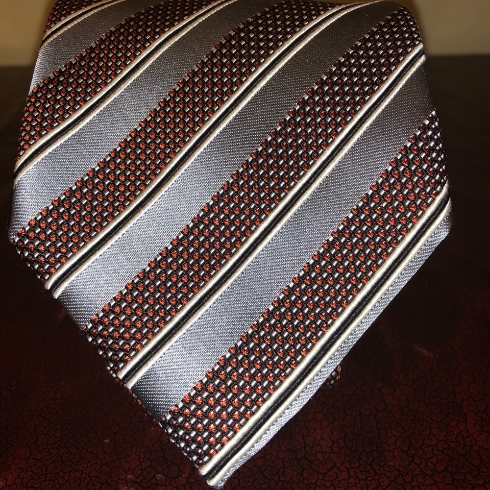 Ermenegildo Zegna 100% Silk Grey/Burgundy Tie